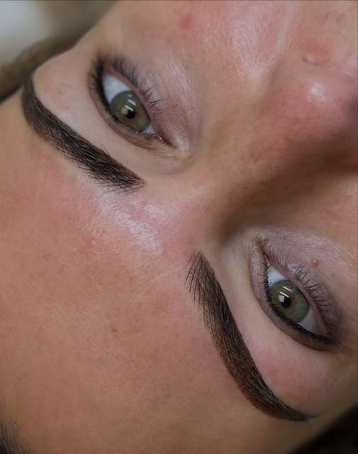 Sharp tinted brow with a clean arch
